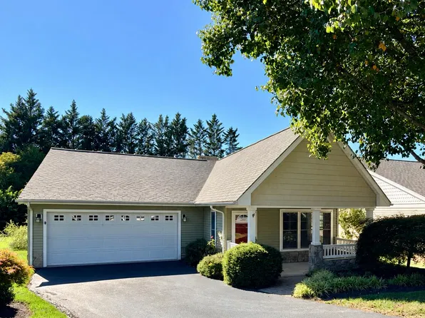 5213 Bradford Cir, Roanoke, VA 24018