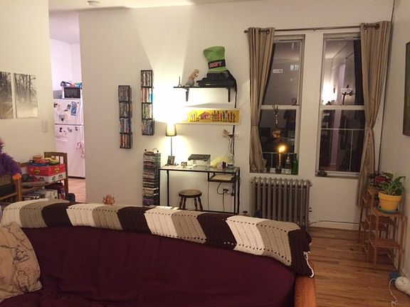4th image of 67 Saint Pauls Pl APT B12