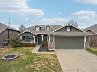 15105 E 110th Pl N, Owasso, OK 74055