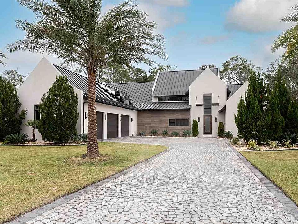 1st image of 5900 Dahoon Dr