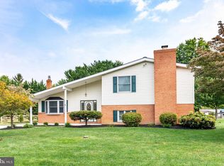 736 Holliday Ln, Westminster, MD 21157