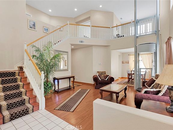 3rd image of 9455 Poppyfield Ct