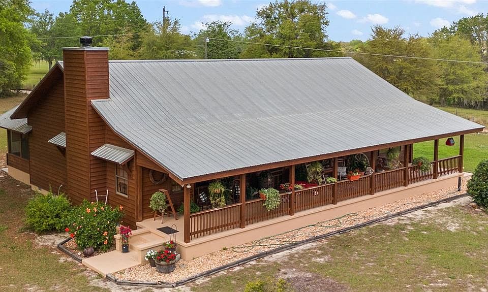 1st image of 4135 Christmas Ln