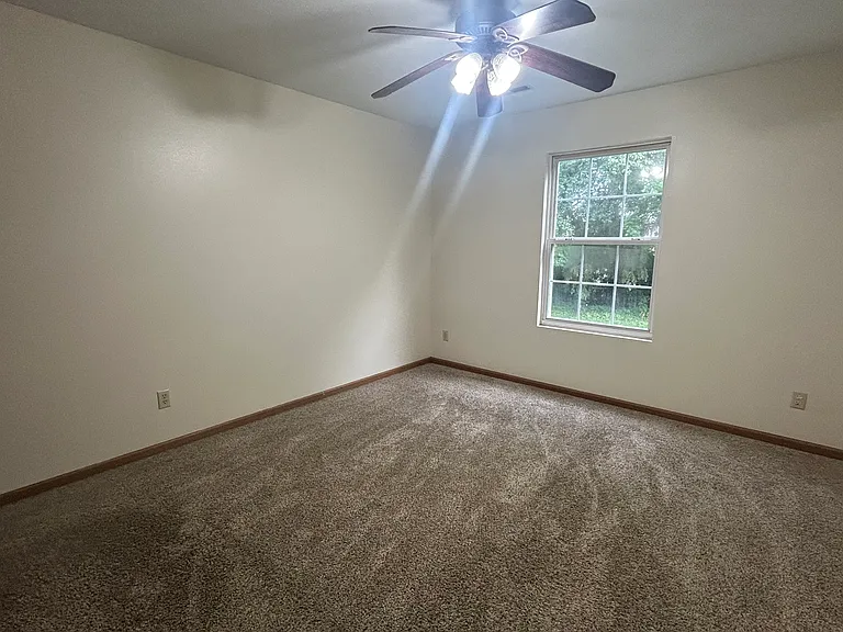 5467 Tall Pines Pkwy #1 — Photo 7