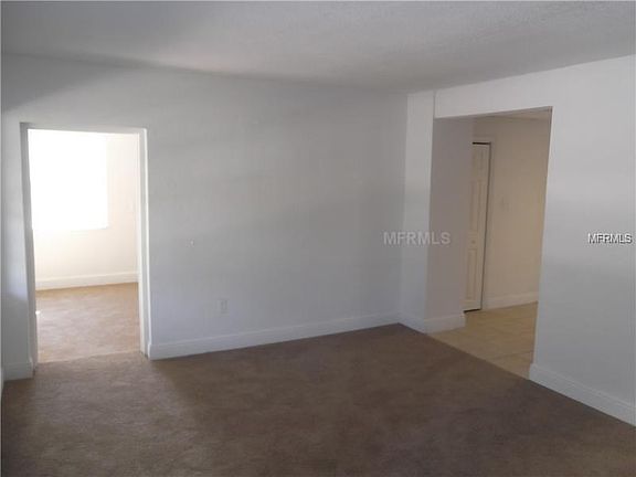 4th image of 10920 N Lantana Ave
