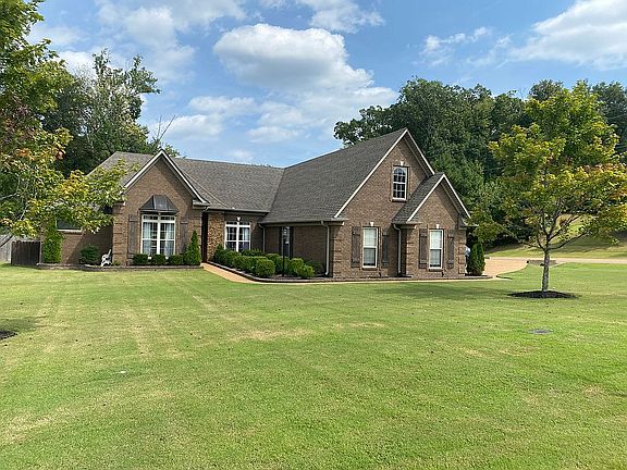 2nd image of 4864 Medora Dr