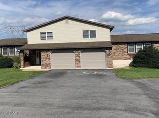 958 Park Estates Rd, Wind Gap, PA 18091