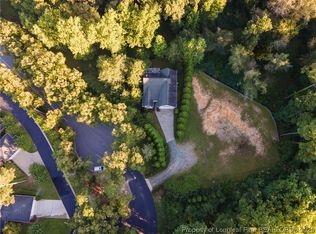 1335 Longleaf Dr, Fayetteville, NC 28305