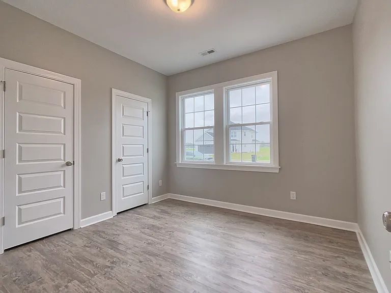 602 Princess Anne Cir — Photo 11