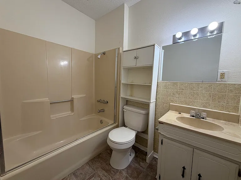 614 Sunset Dr — Photo 5