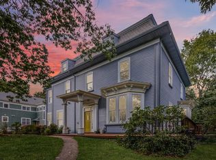 243 Chestnut Ave #B, Boston, MA 02130