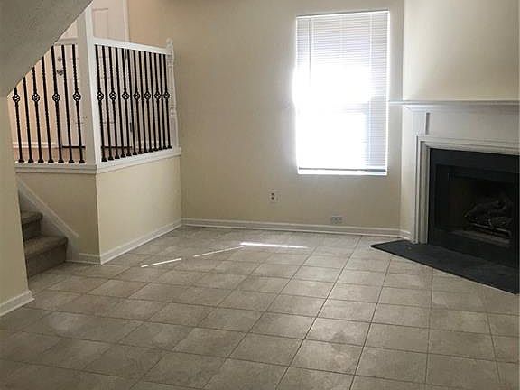 5th image of 1602 Black Hickory Pl