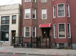 255 Bleecker St, Brooklyn, NY 11237