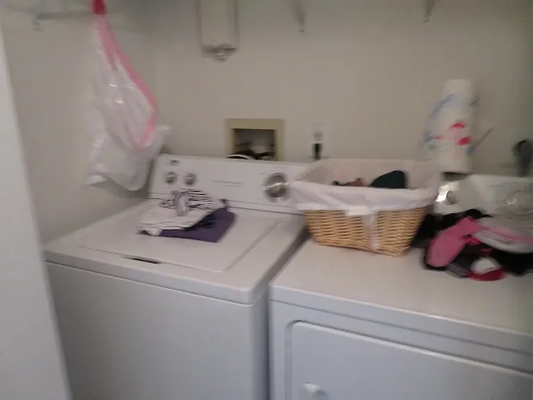 2202 Foxmeadow Dr — Photo 12