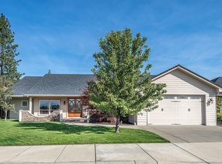 881 Arrowhead Trl, Eagle Pt, OR 97524