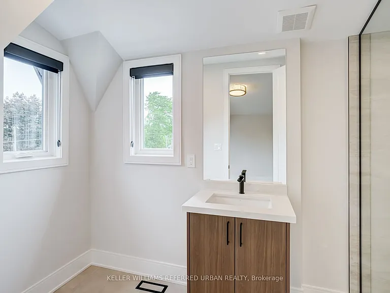 37 Wesley Ave — Photo 39