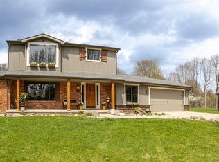 8650 Knox Rd, Clarkston, MI 48348