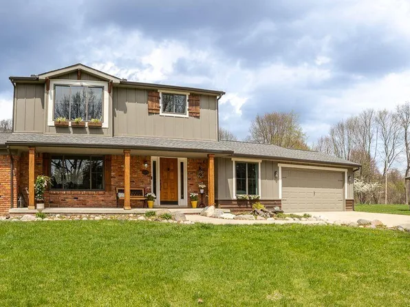 8650 Knox Rd, Clarkston, MI 48348