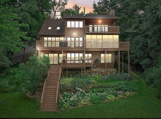 4216 Morris Park Rd, Mc Farland, WI 53558