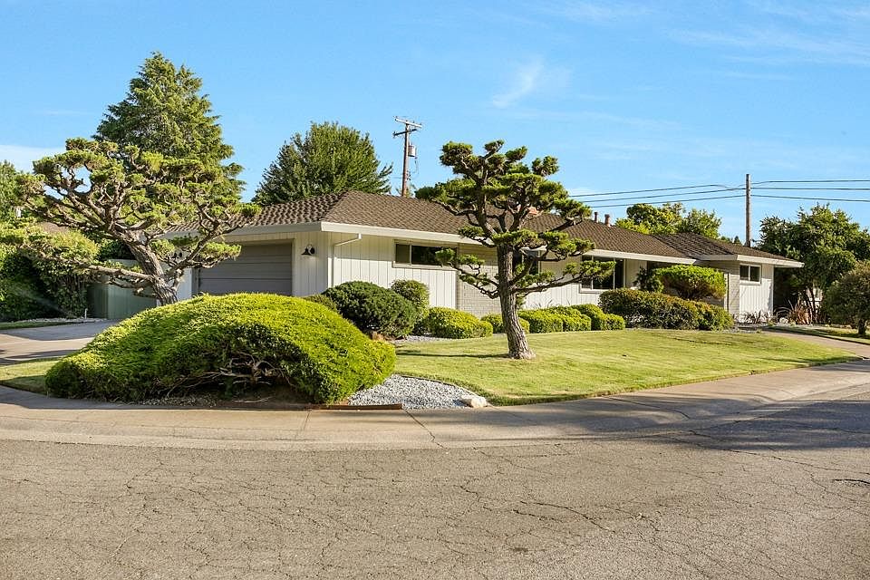 1st image of 4604 Ashton Dr