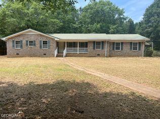 359 Virginia Ln, Hull, GA 30646