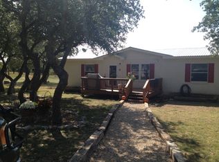 379 Burr Oak Trl, Harper, TX 78631