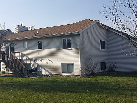 3rd image of 494 Mustang Ln