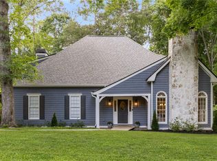 8260 Overview Ct, Roswell, GA 30076