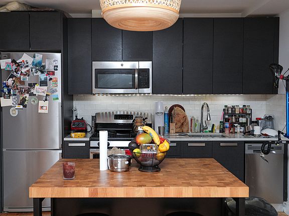 5th image of 103 Varet St #4B