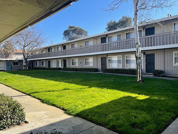 5th image of 401 Fleming Ave E #433
