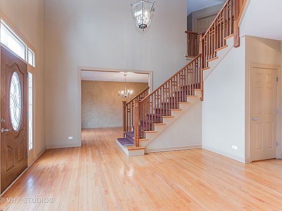 2nd image of 455 Somerset Hills Ct