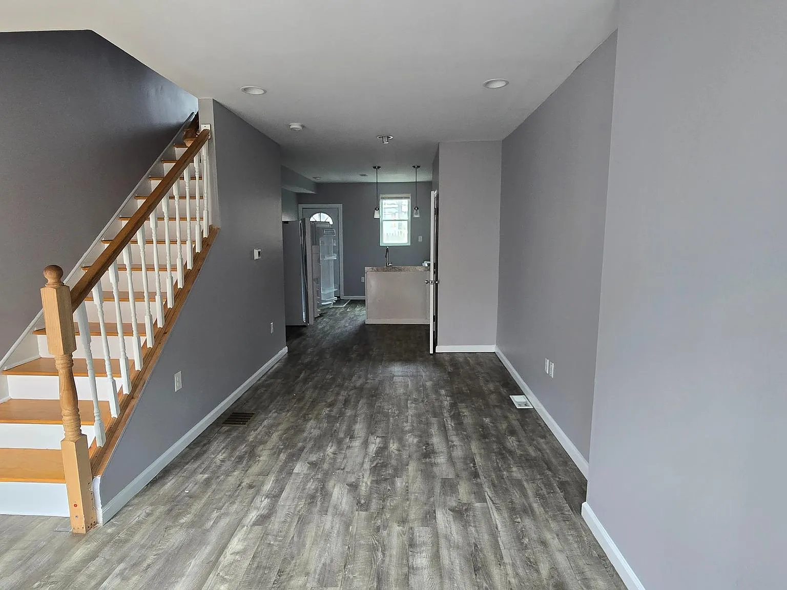2 bed, 1.5 bath, 798 sqft, $1,450 — Photo 2
