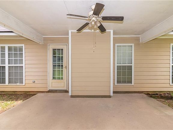 5th image of 38 Misty Forest Dr