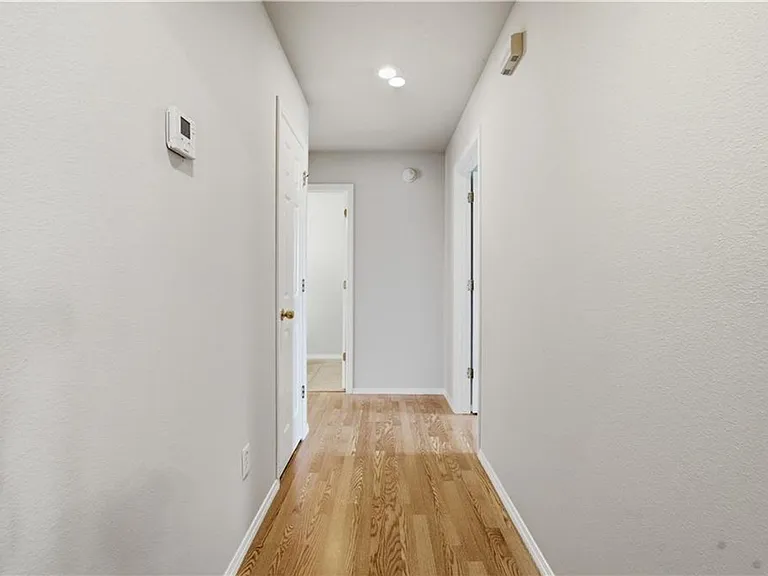 6402 High Meadow Blvd — Photo 8