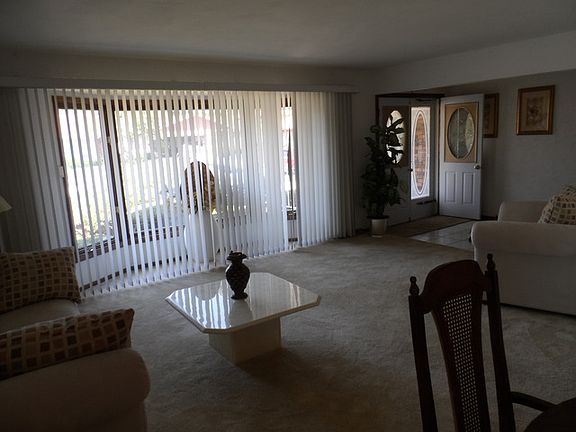 4th image of 4241 Cedarwood Ln