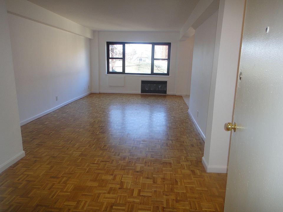 1st image of 110 Fisher Ave APT 3D