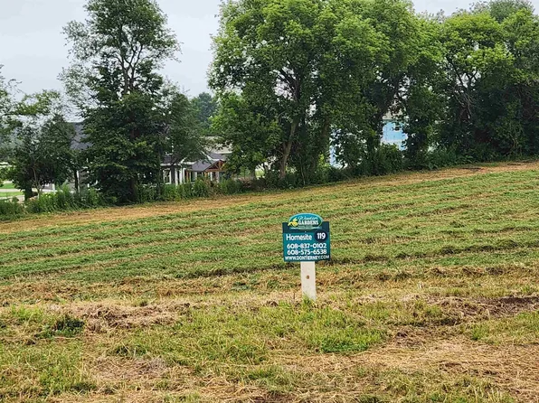 L119 Naomi, Sun Prairie, WI 53590
