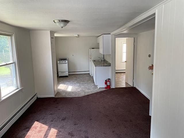 1st image of 27 Brown Ln