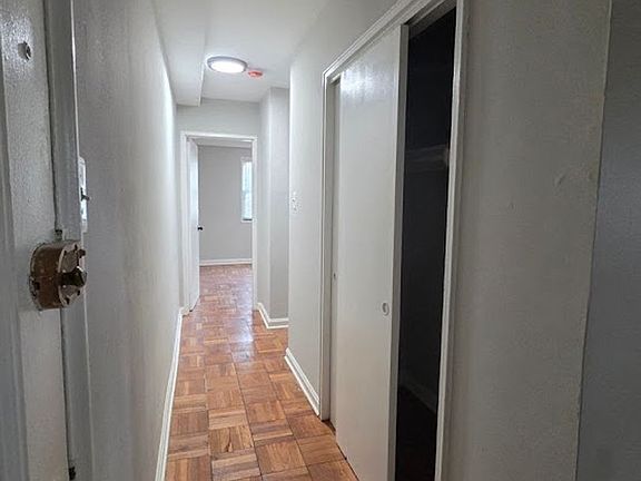 5th image of 1649 Franklin St NE #2