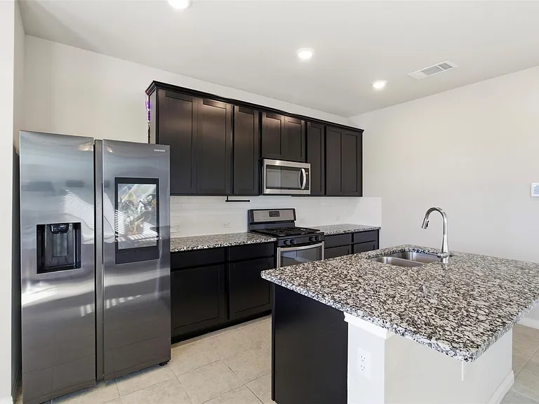 13107 Barrister Ln — Photo 6