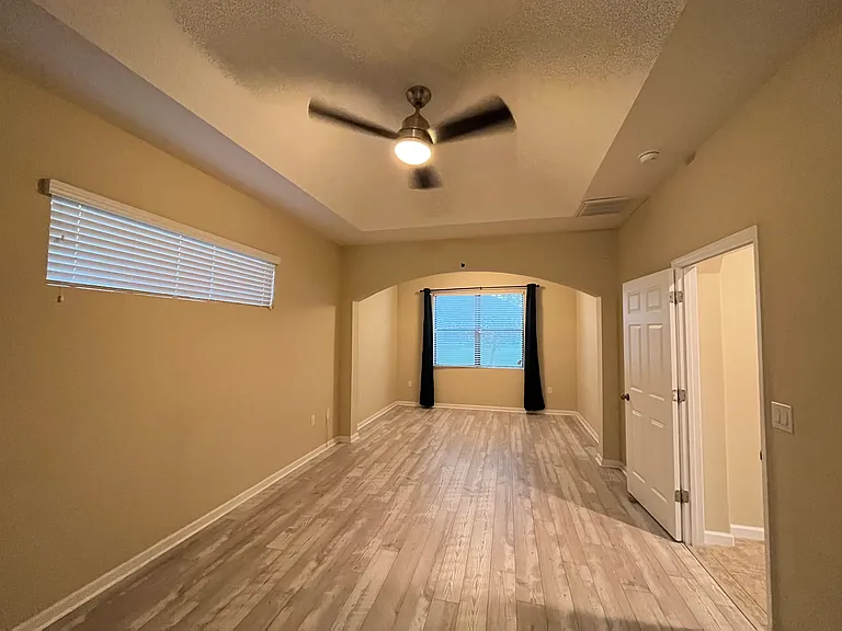 215 Sirius Ct — Photo 9