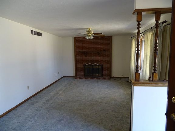 2nd image of 813 E 50th Ave N