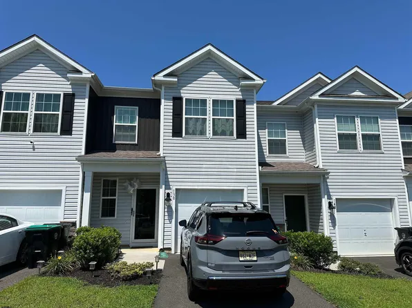 138 Sickler Ct, Sicklerville, NJ 08081