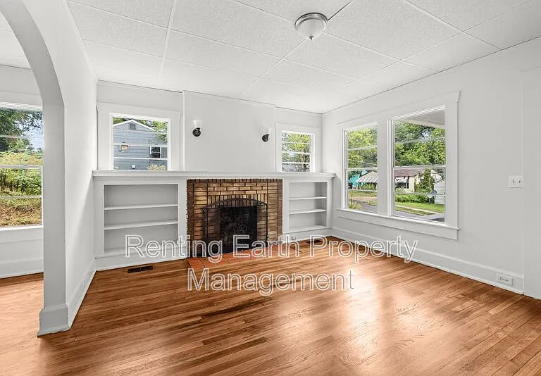 5316 Court I — Photo 4