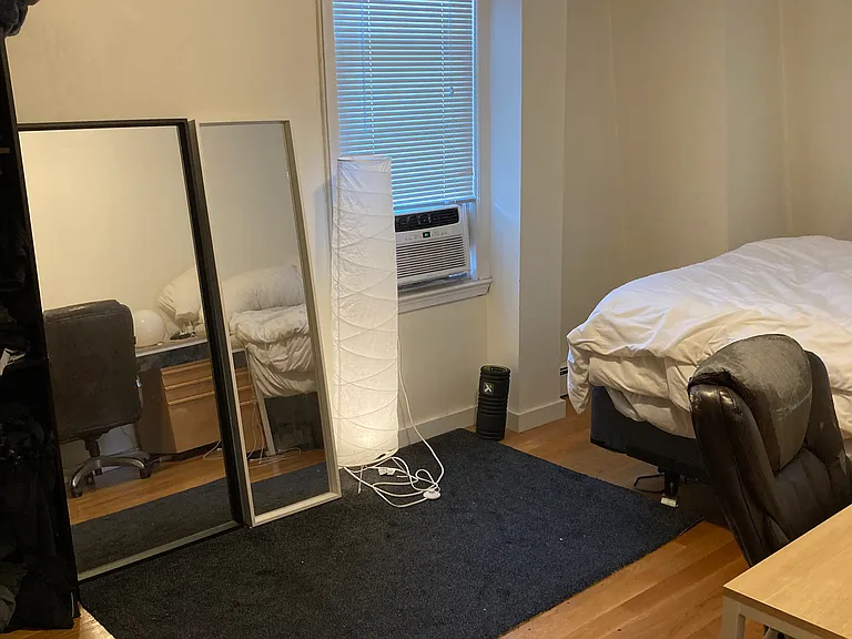 35 Davis Sq #8 — Photo 9