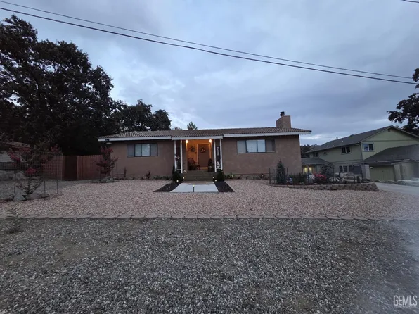 17820 Hambletonian Dr, Tehachapi, CA 93561