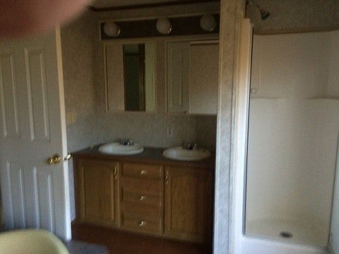 4th image of 11026 Lakeview Dr