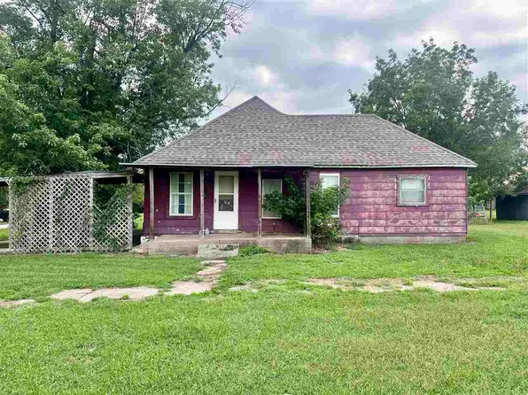 601 N Main St, Newkirk, OK 74647