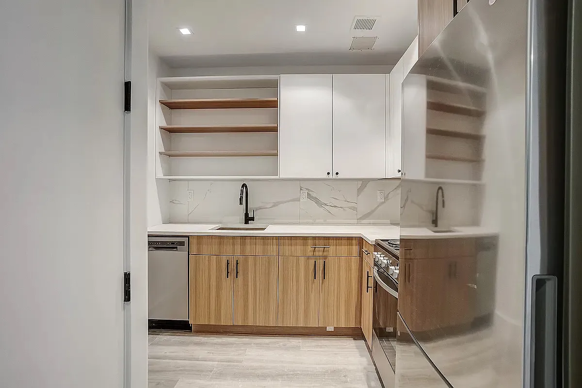 1634 Church Avenue — Photo 2