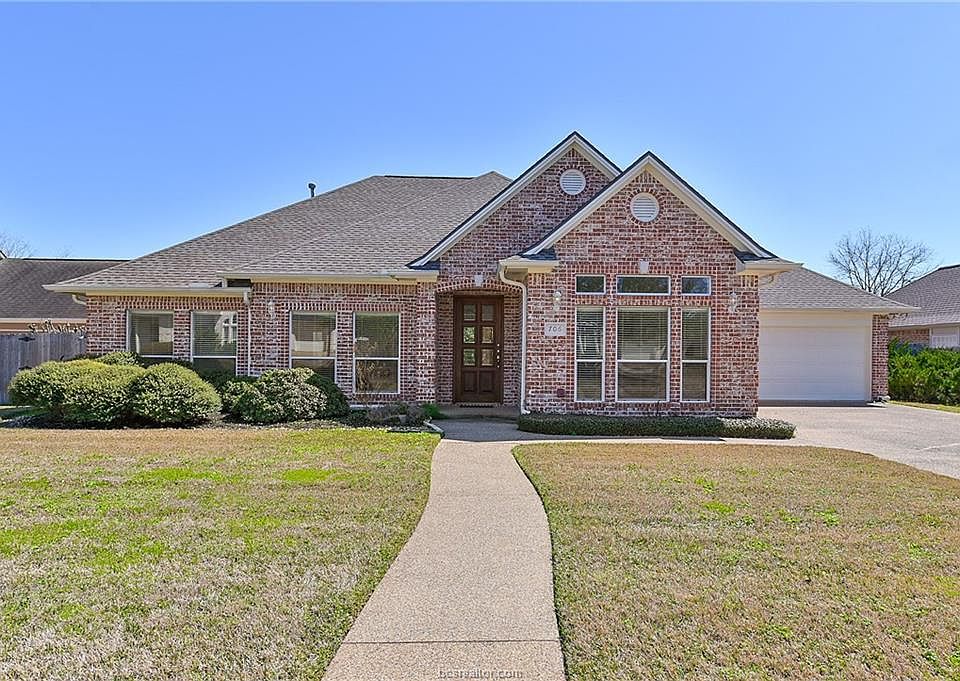 1st image of 706 Prestwick Ct